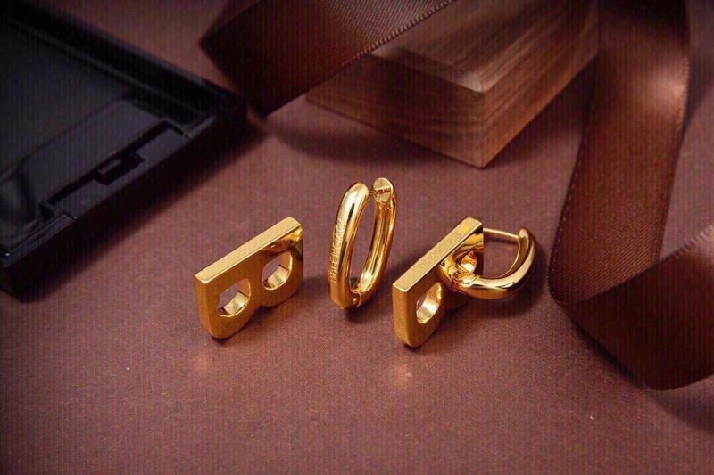 Ba1en*iaga earrings